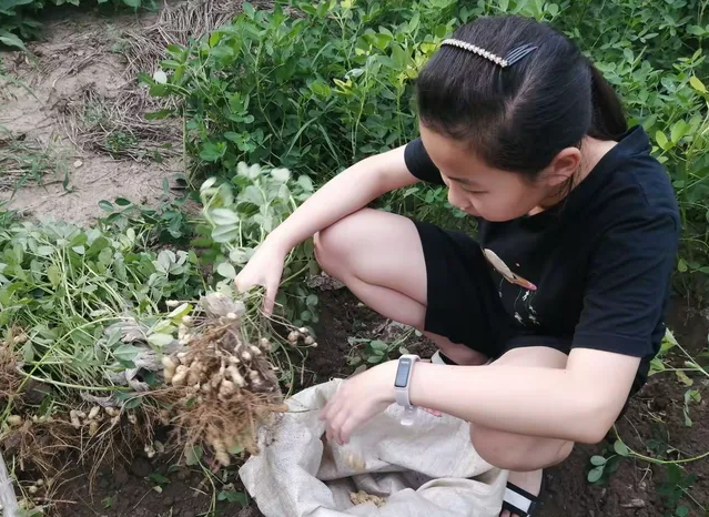 假期教育的特色让每个学生都能在假期中找到适合自己的成长方式 假期教育的特色让每个学生都能在假期中找到适合自己的成长方式