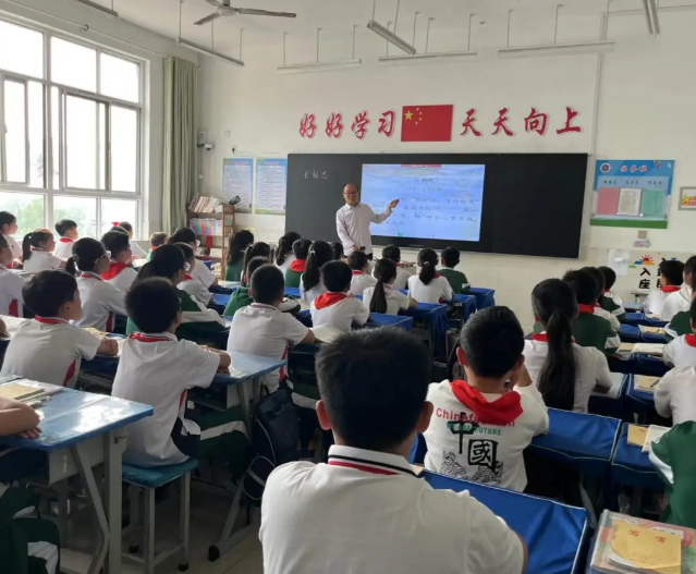 上好学的平等愿望优质教育资源正成为每个孩子都能享有的公平起点 上好学的平等愿望优质教育资源正成为每个孩子都能享有的公平起点